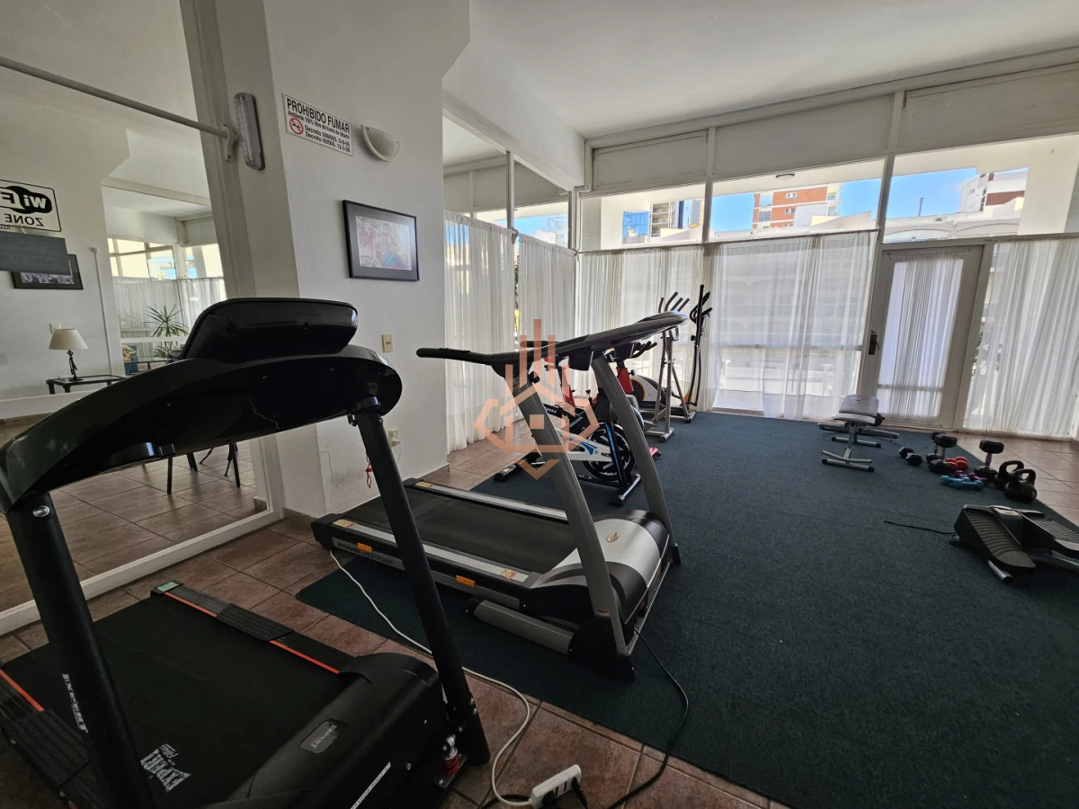 Se Vende Apartamento de un Dormitorio con Balcon en la Peninsula de Punta Dle Este