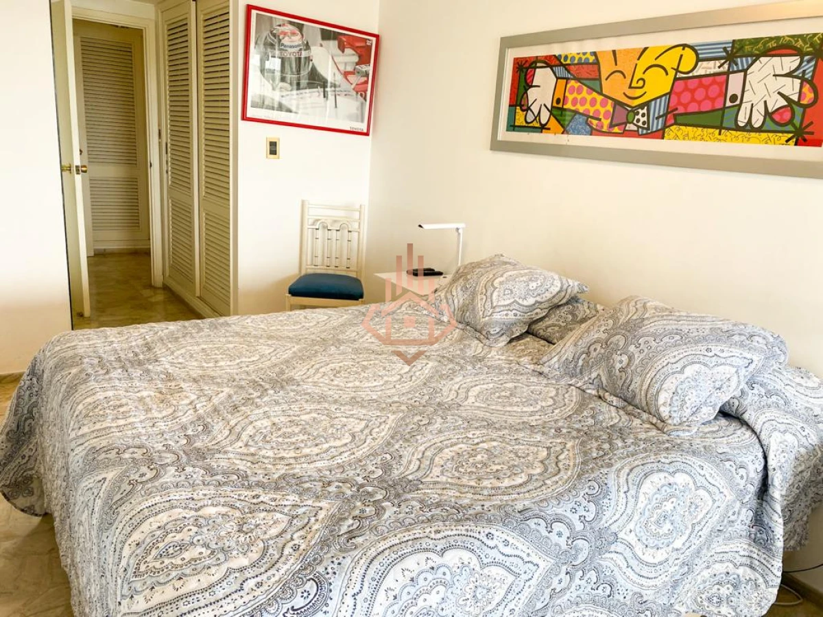 Apartamento 4 dormitorios Venta en Punta del Este.