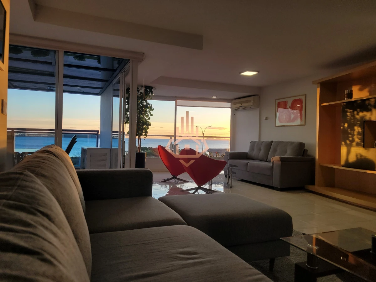 Residencia de lujo en venta frente al mar - Beverly Tower, Playa Mansa
