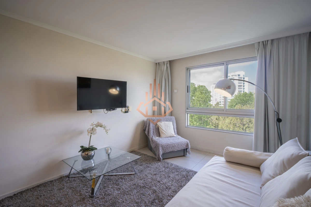 Venta Apartamento a pasos del Mar en Punta del Este, 1 dormitorio.