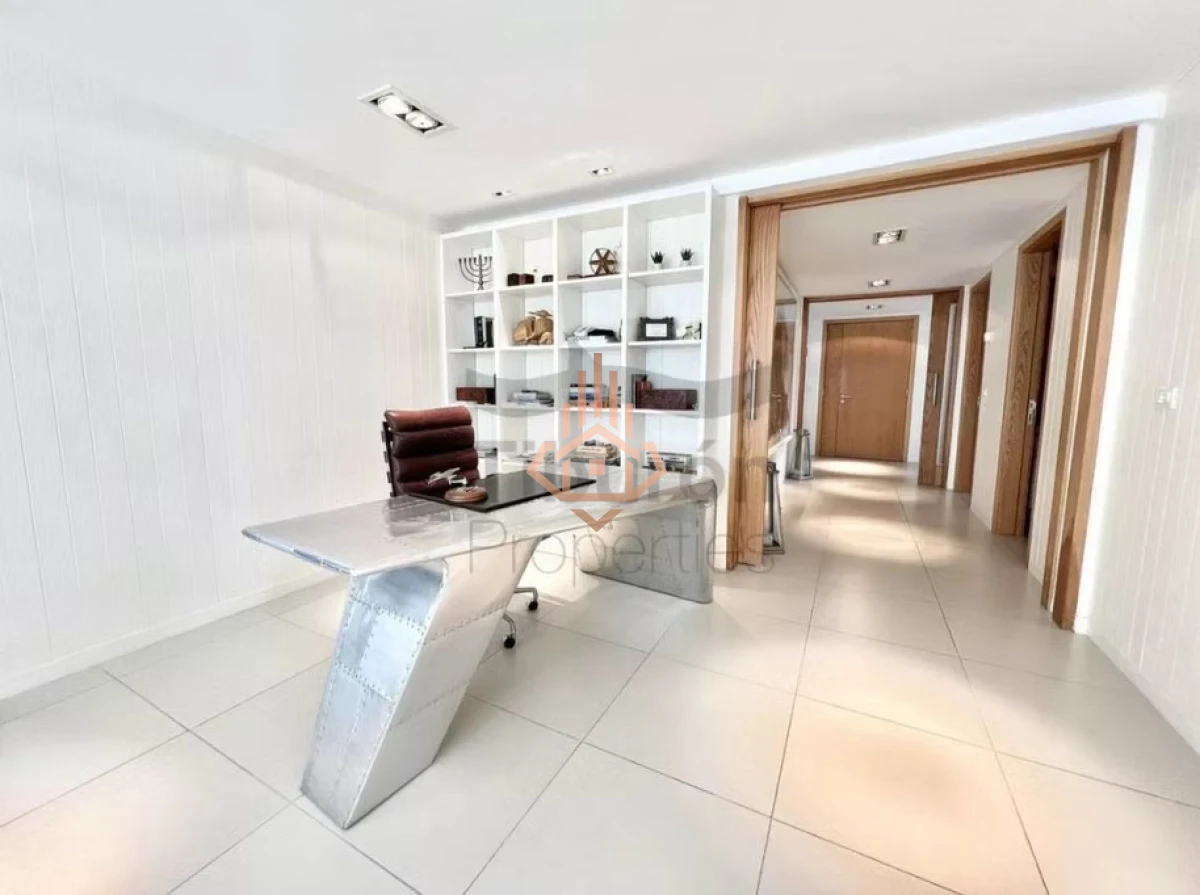 TIBURON PROPERTIES LOGO web - blanco.png TIBURON PROPERTIES LOGO web - blanco.png Tiburon Terrazas - SS 106