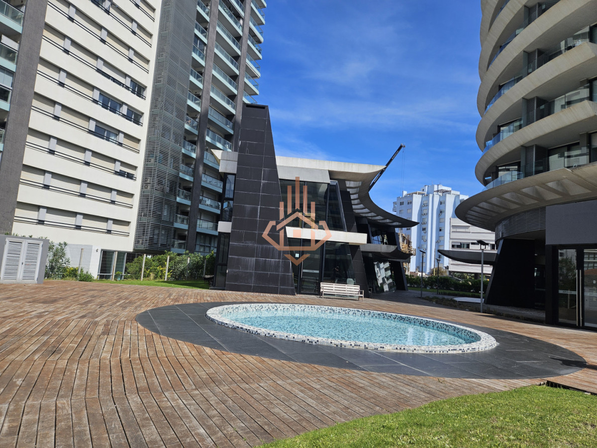 Se Vende Hermoso Departamento Piso 9 con 3 Dormitorios en Suite