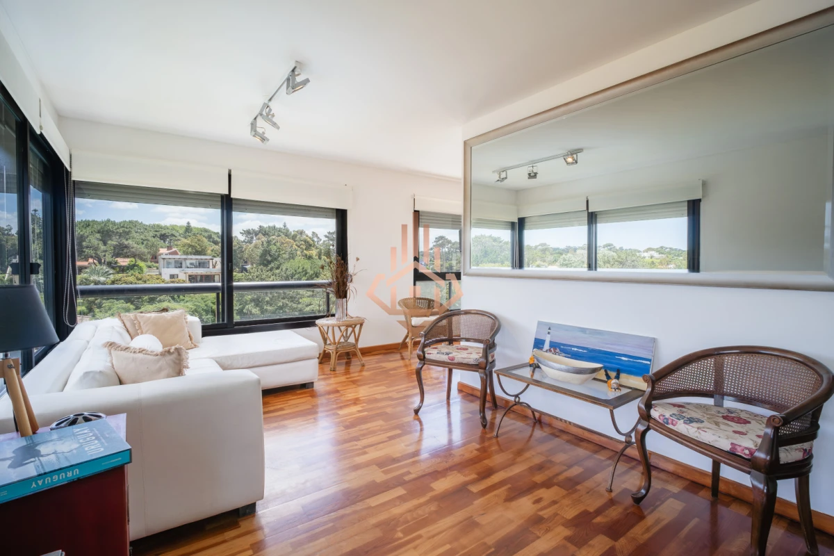 Departamento en Primera Línea - Vista Infinita al Mar en Parada 28 de La Brava