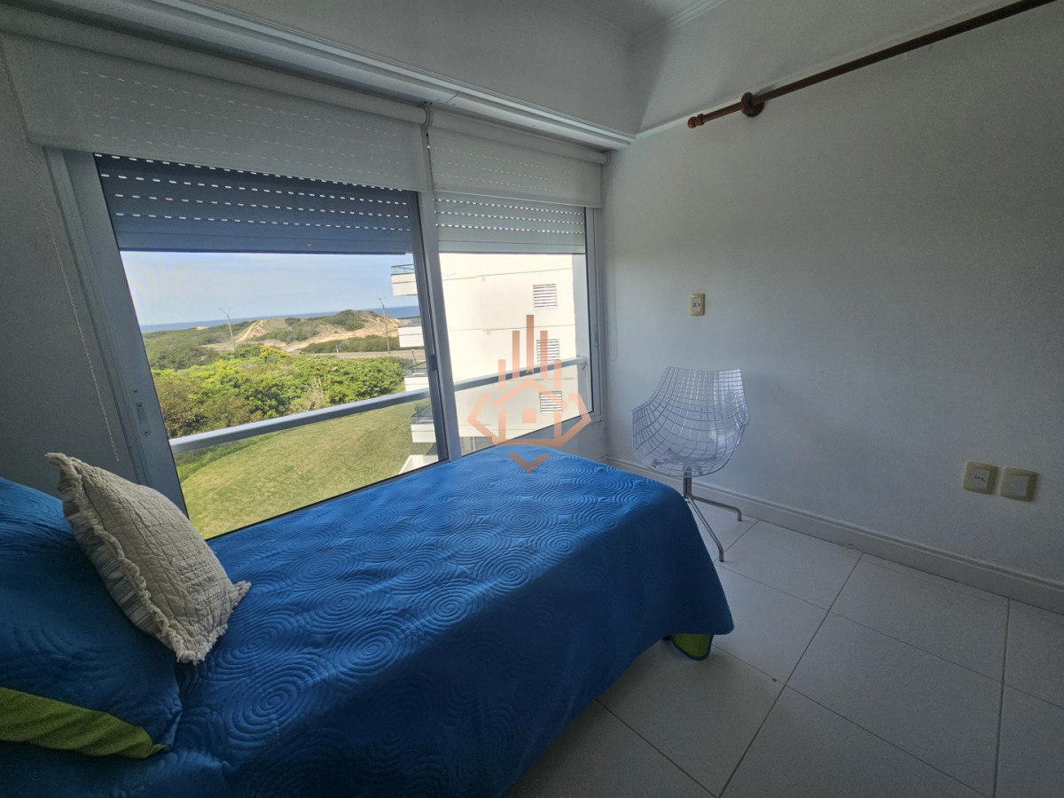 Se Vende Apartamento de 4 Dormitorios en Suite y Terraza Privada con Barbacoa Cerrada Balcon con Espectaculares Vistas