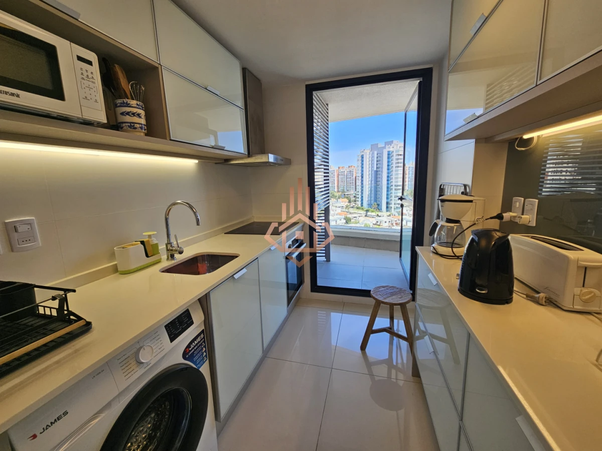 Se Vende Hermoso Departamento Piso 9 con 3 Dormitorios en Suite