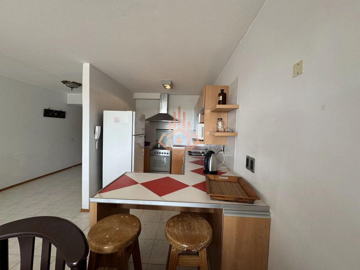 Venta apartamento frente al Mar de 3 dormitorios.