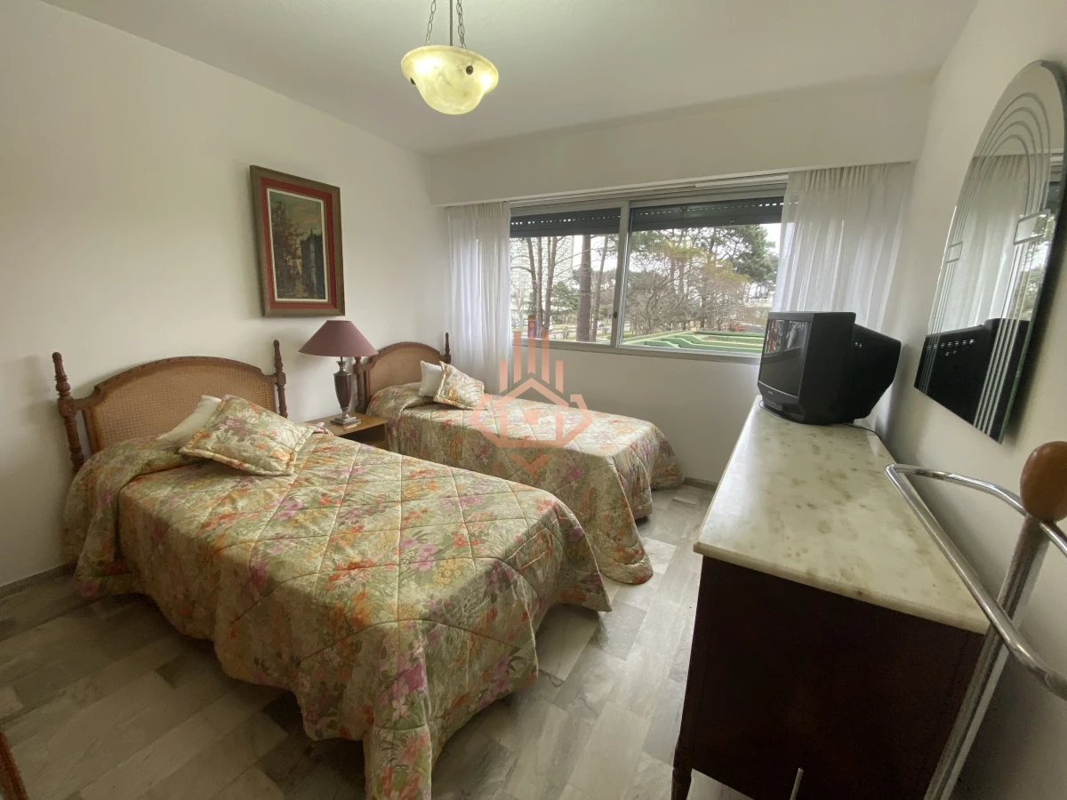 Venta Apartamento 3 dormitorios + dependencia, excelente orientaciÃ³n