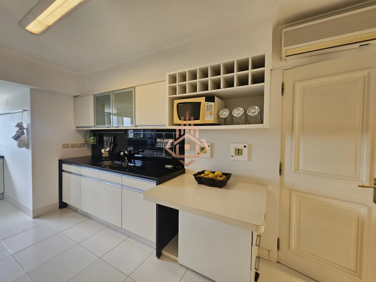 Se Vende Depto en Primera Linea de 4 Dormitorios en Suite Playa Brava