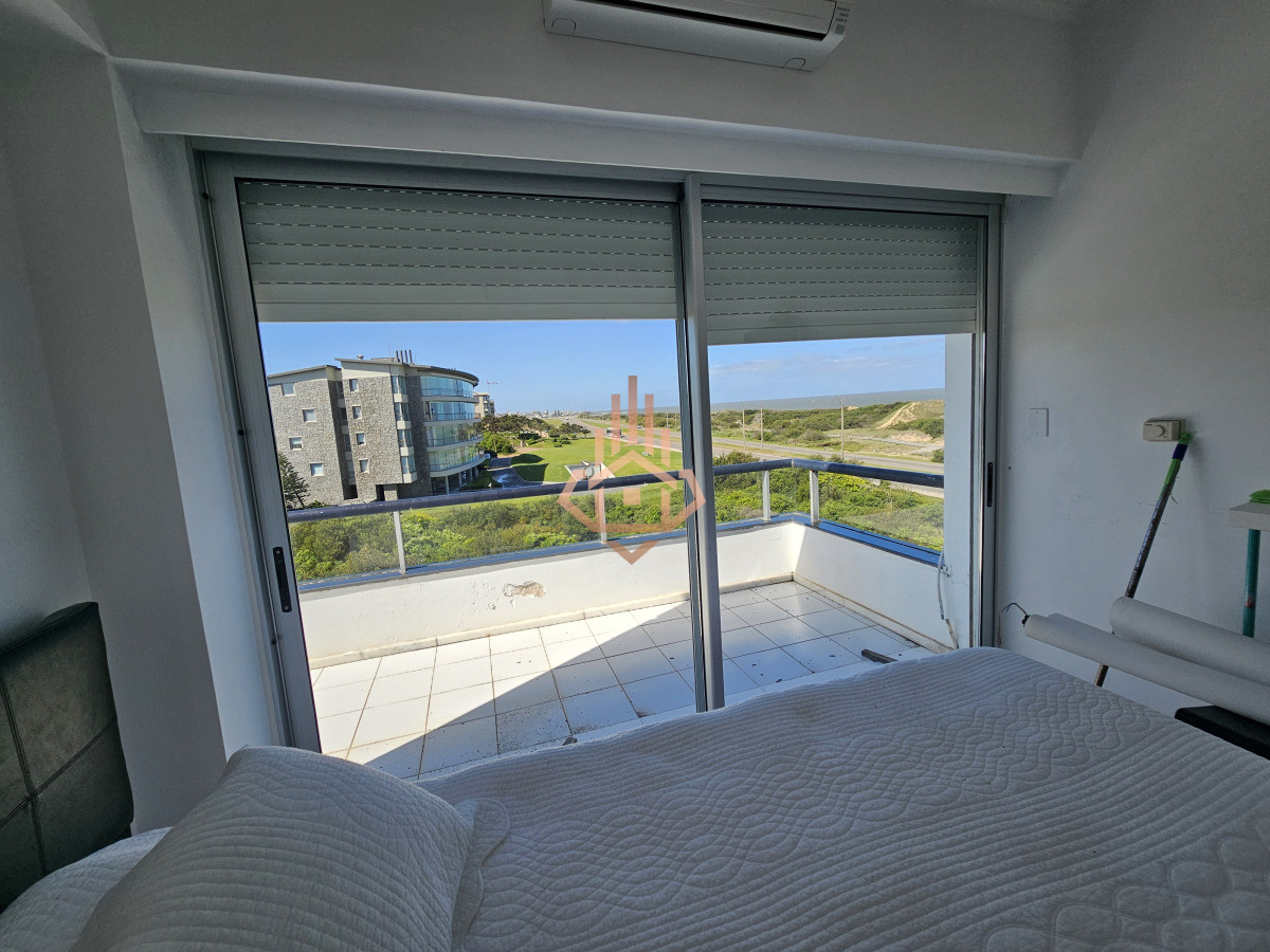 Penthouse en Alquiler Parada 32 de la Brava, 4 Dormitorios