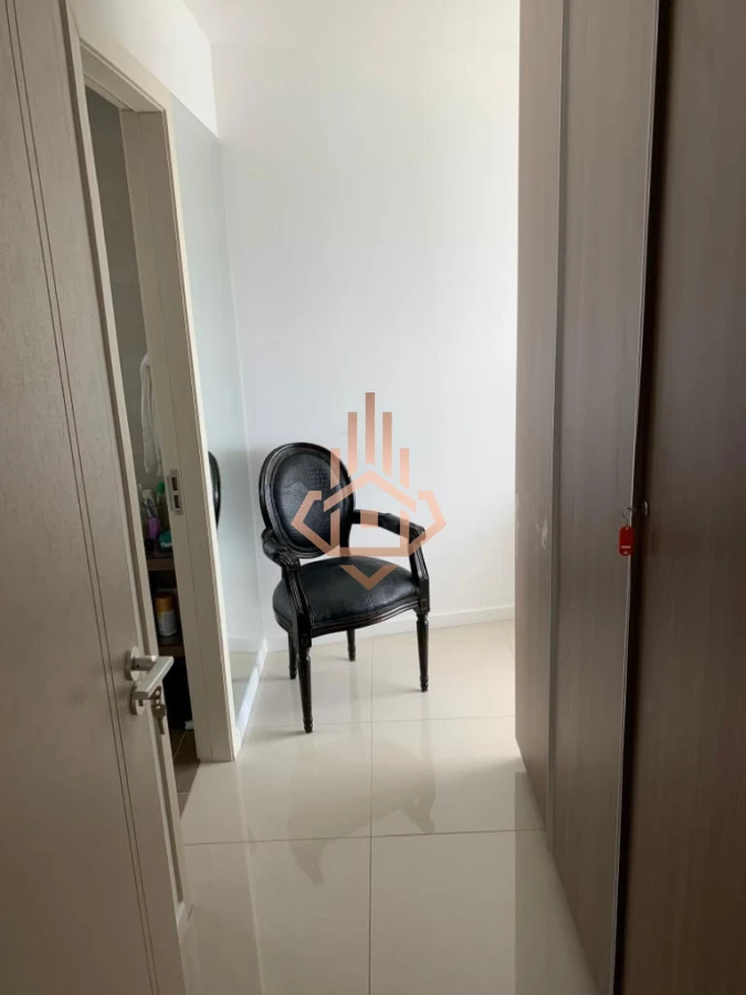 Venta Apartamento de 3 dormitorios con vista al mar.