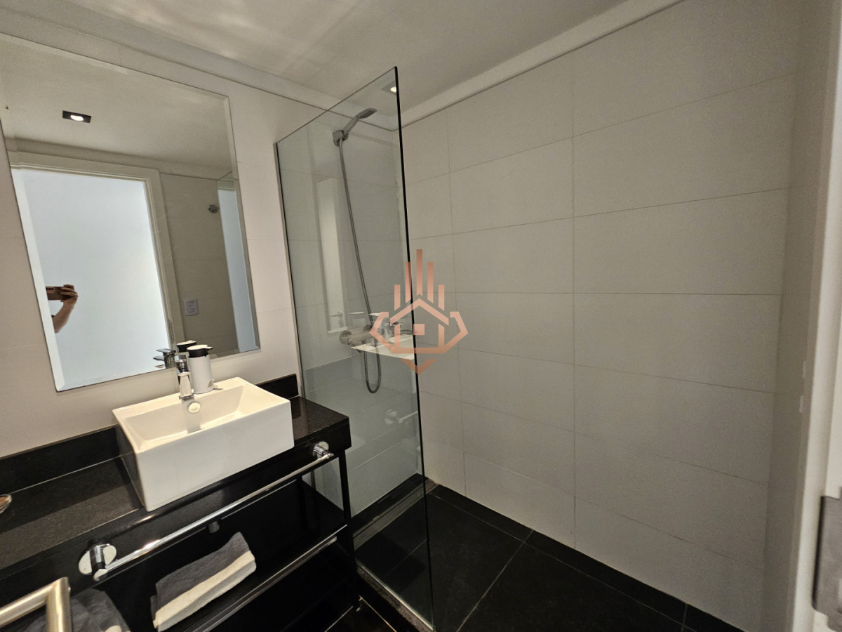 Se Vende Hermoso Departamento Piso 9 con 3 Dormitorios en Suite