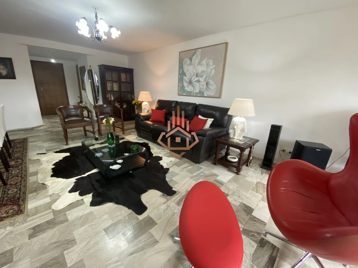 Venta Apartamento 3 dormitorios + dependencia, excelente orientaciÃ³n