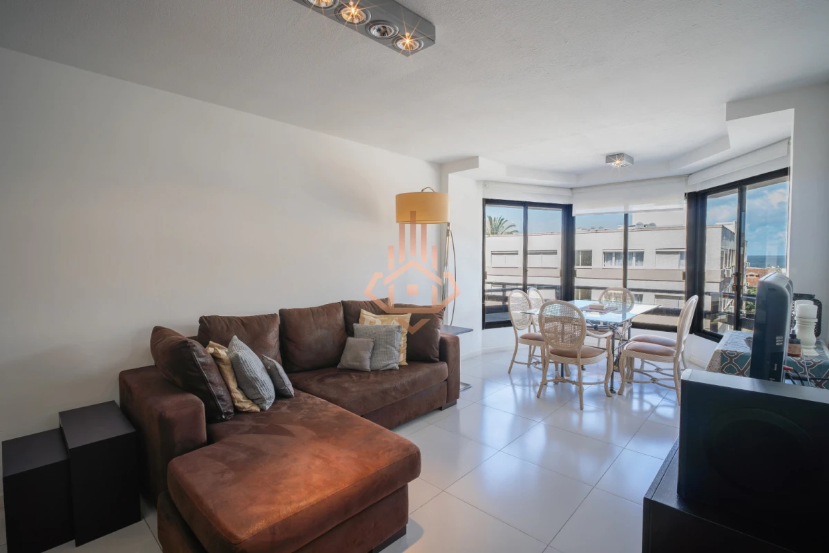 Apartamento en la Península - A pasos de Playa El Emir y Av. Gorlero