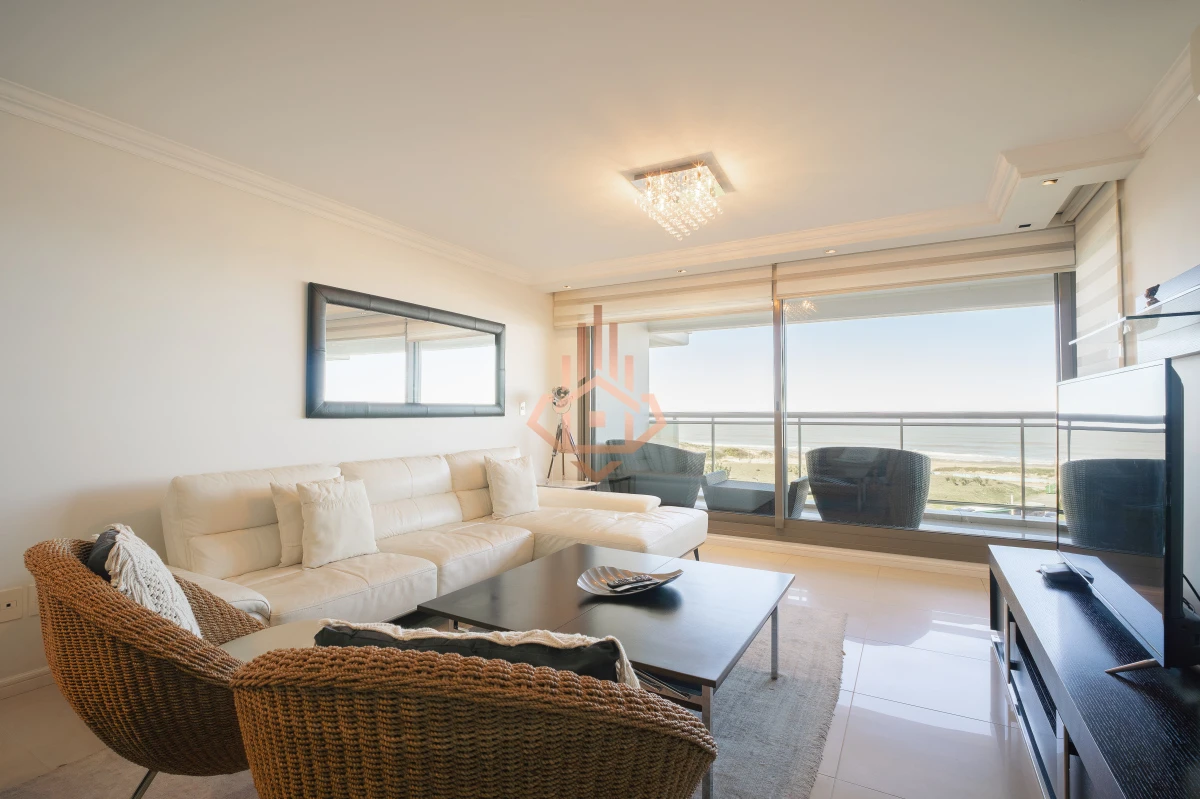 Imperiale1  3 dorm. 3 baños