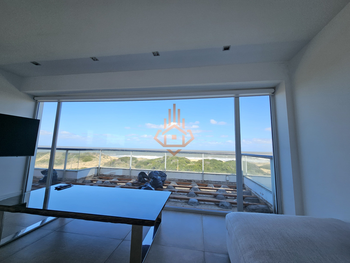 Penthouse en Alquiler Parada 32 de la Brava, 4 Dormitorios