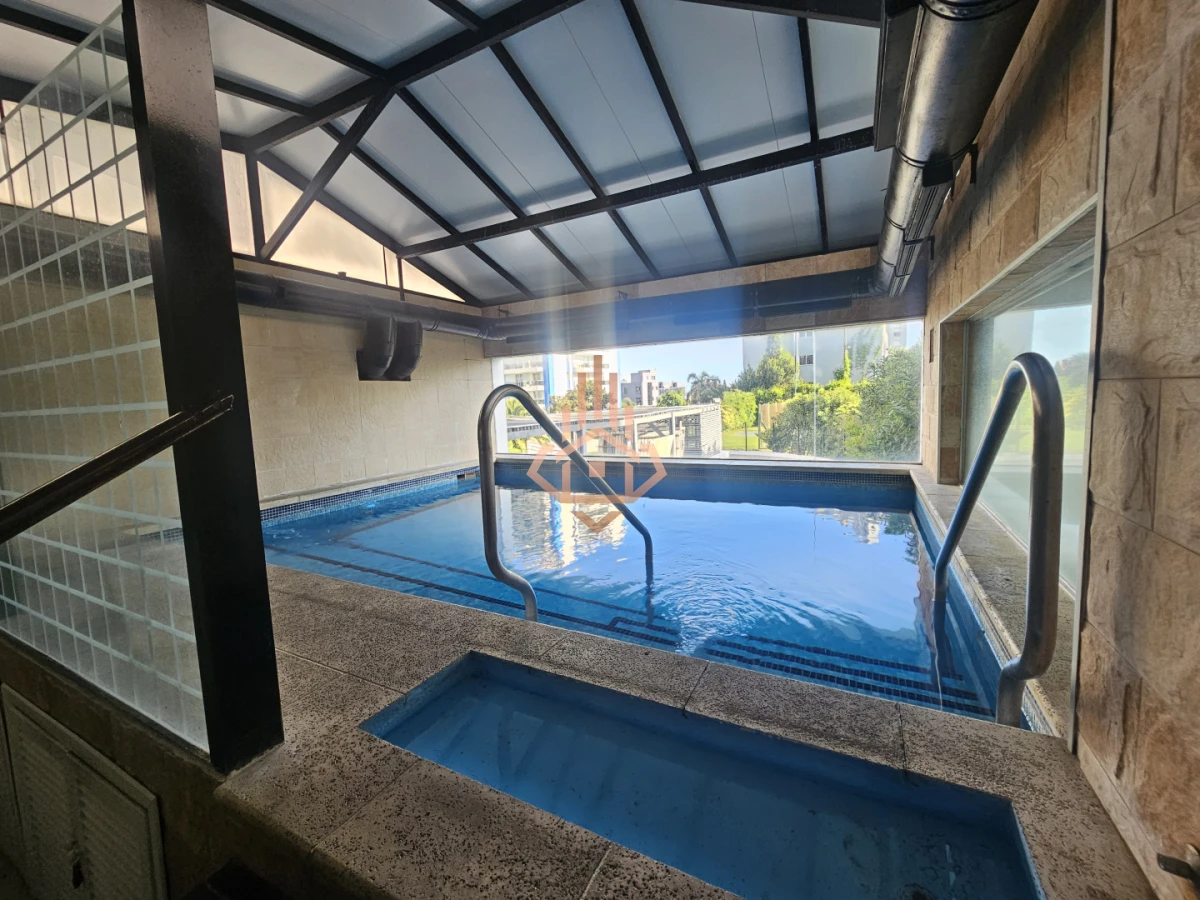 Venta de Apartamento de Dos Dormitorios y Medio Piso Alto