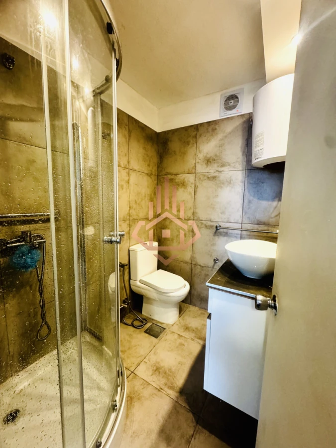 Alquiler anual Monoambiente.