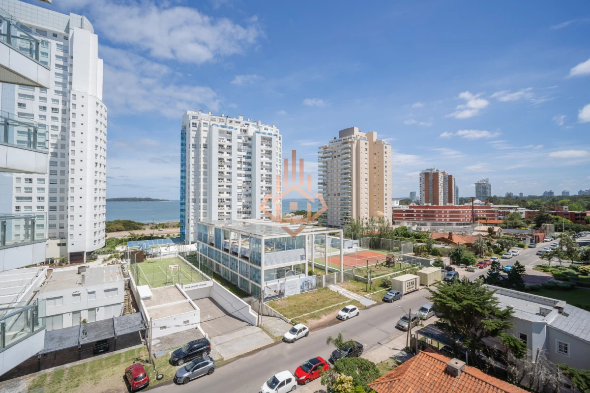 Comodo Apartamento de 3 suites