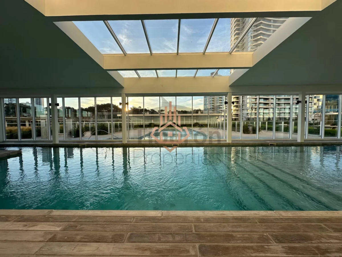 Le Parc III - Piso alto frente al mar