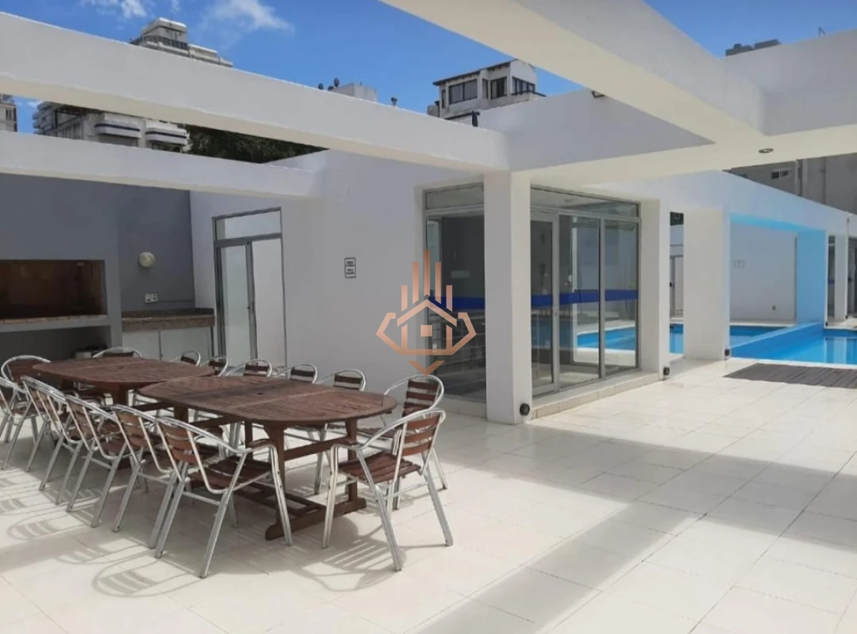 Apartamento con garaje y balcon en la peninsula