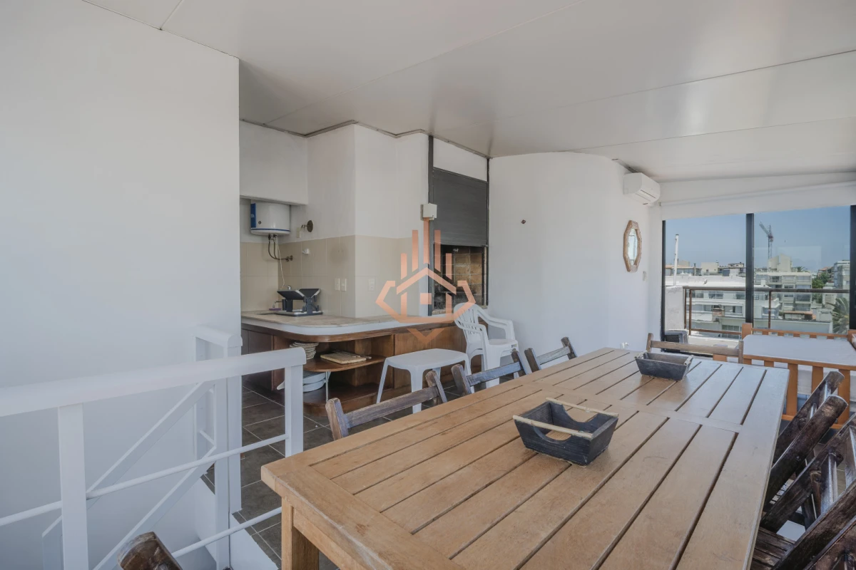 Venta Departamento 2 Dormitorios con Terraza Exclusiva y Vista al Mar - Península