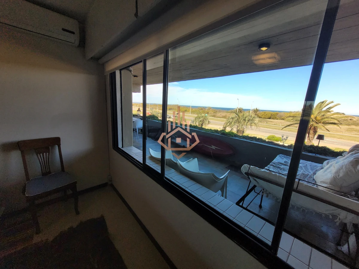 Venta de apartamento de lujo en Punta del Este - Edificio Seaside, Playa Brava (Parada 12½)