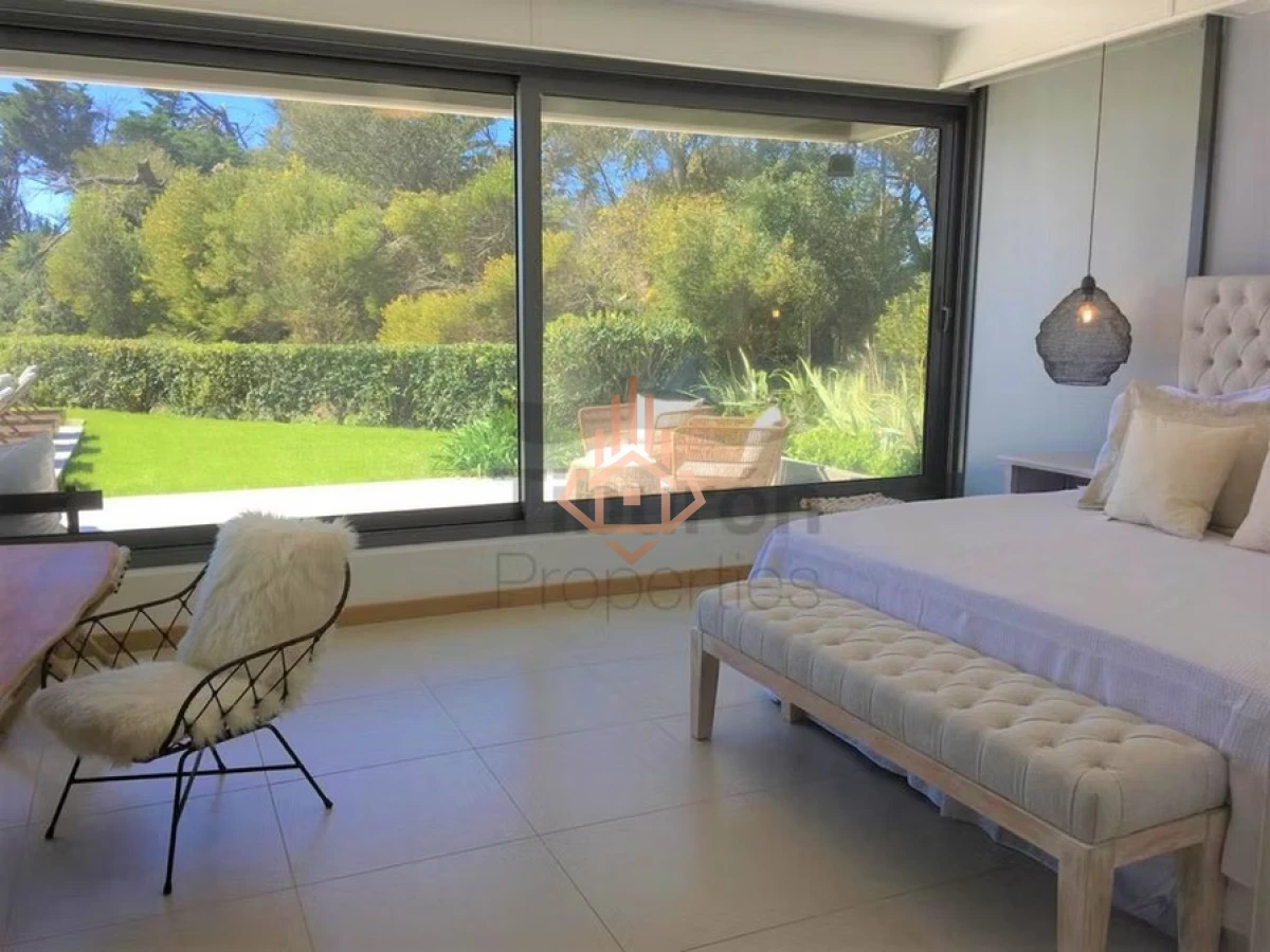 Tiburon Barra - SS 101