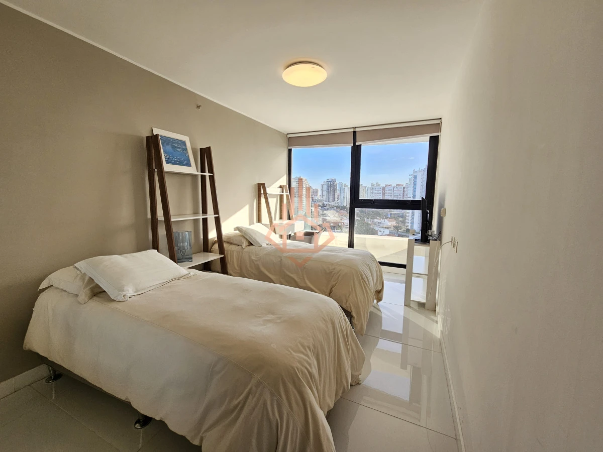 Se Vende Hermoso Departamento de 3 Dormitorios en Piso 10 Full Amenitis