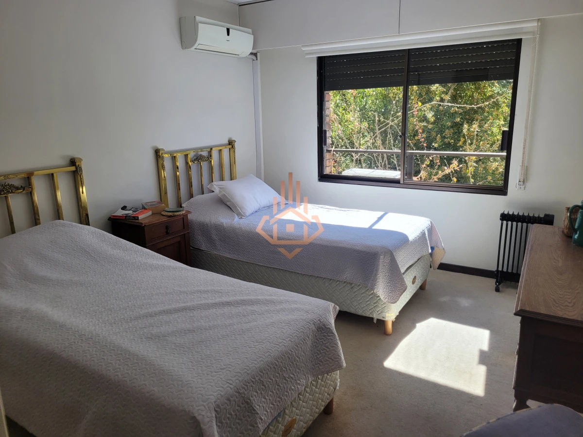 Venta de apartamento de lujo en Punta del Este - Edificio Seaside, Playa Brava (Parada 12½)