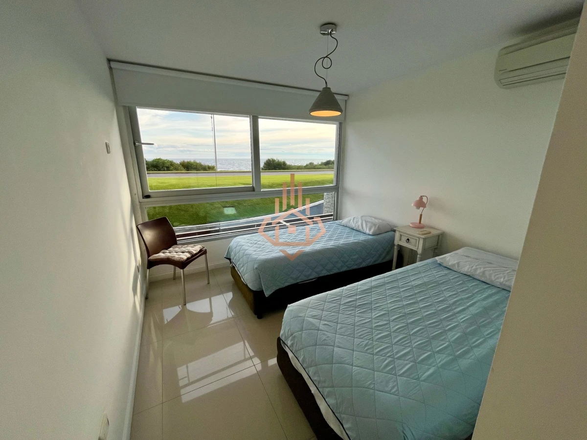 Apartamento Planta Baja - Edificio Isabel