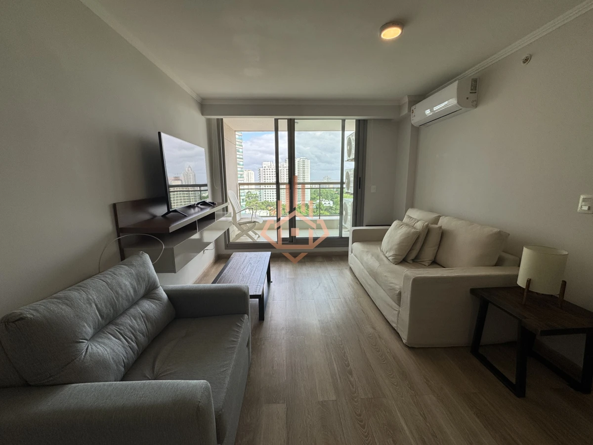 Departamento en alquiler anual y Venta 2 dormitorios Punta del Este