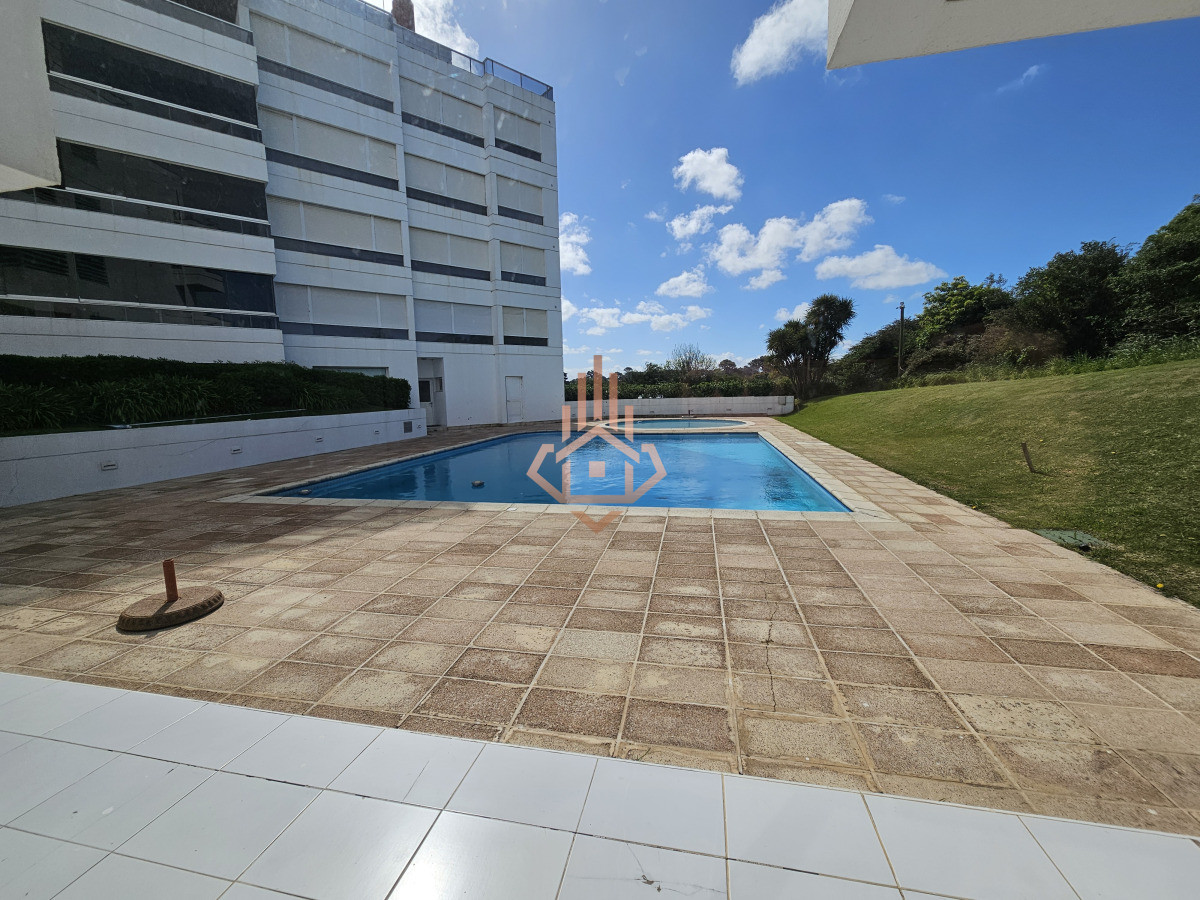 Penthouse en Alquiler Parada 32 de la Brava, 4 Dormitorios