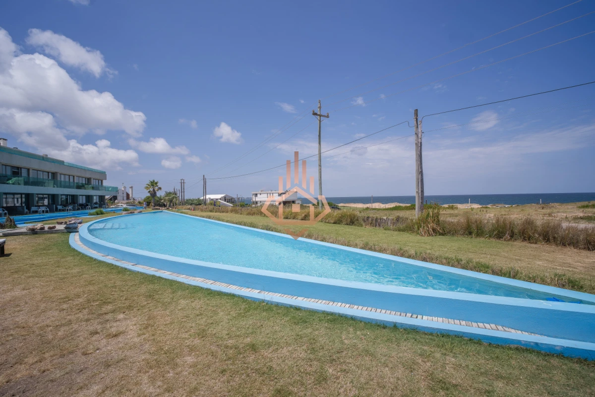 Venta de Monoambiente en Primera Línea en Punta Ballena Gran Oportunidad