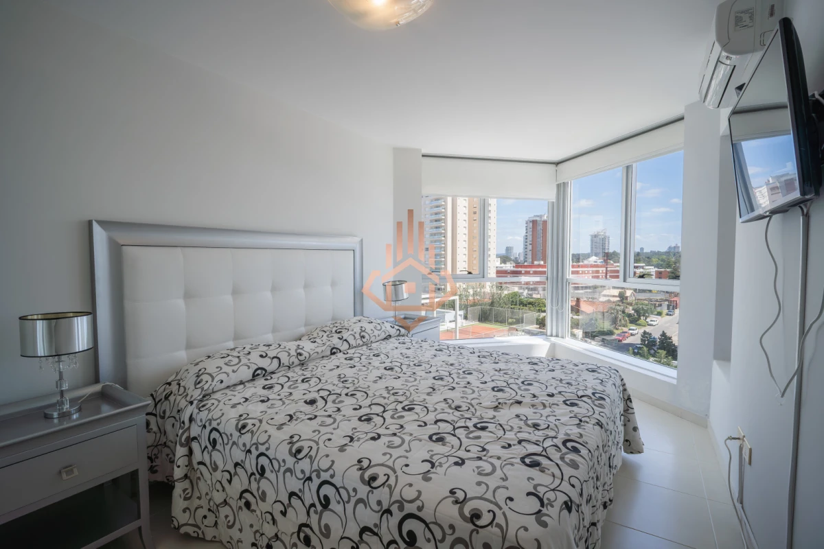 Comodo Apartamento de 3 suites