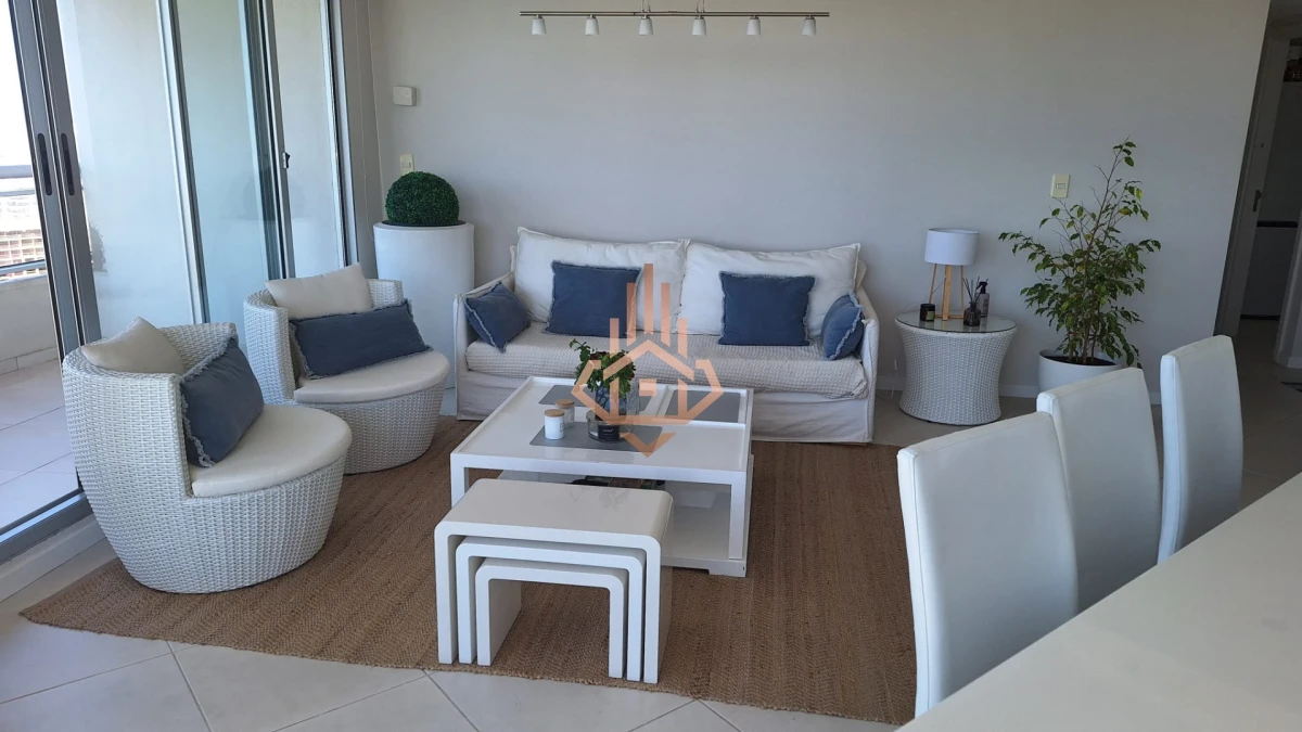 Venta Apartamento 3 dormitorios 3 baños - Foto 2