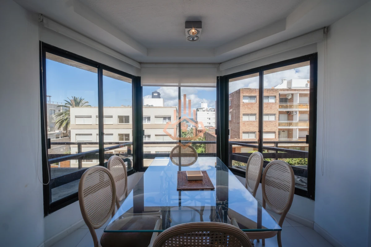 Apartamento en la Península - A pasos de Playa El Emir y Av. Gorlero