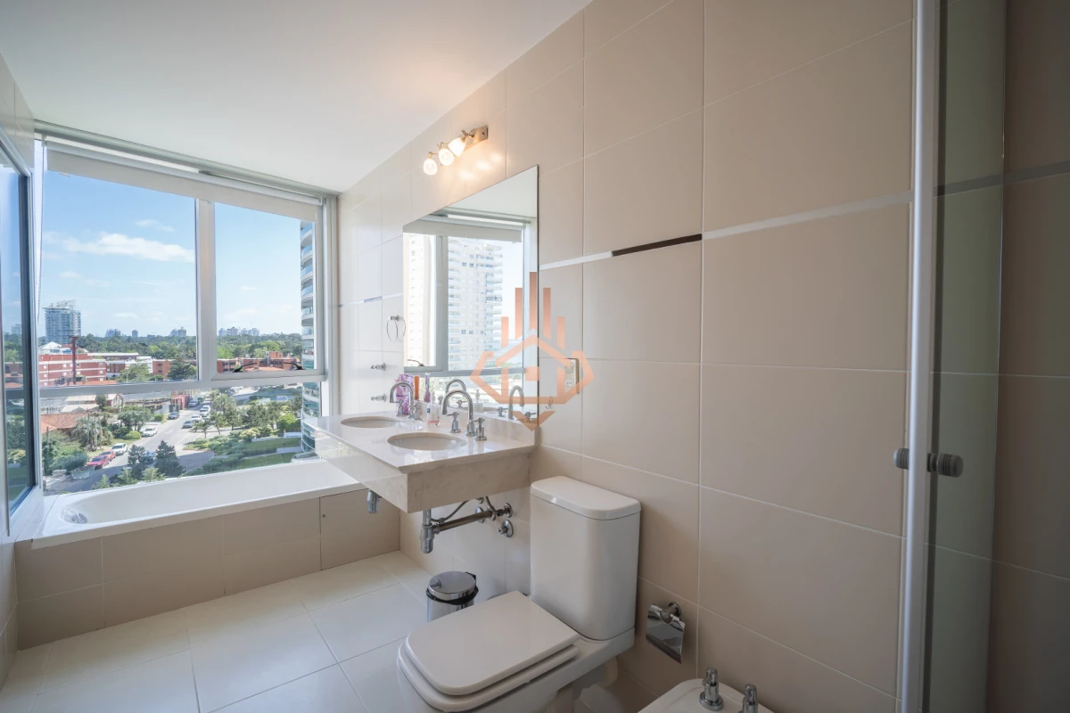 Comodo Apartamento de 3 suites