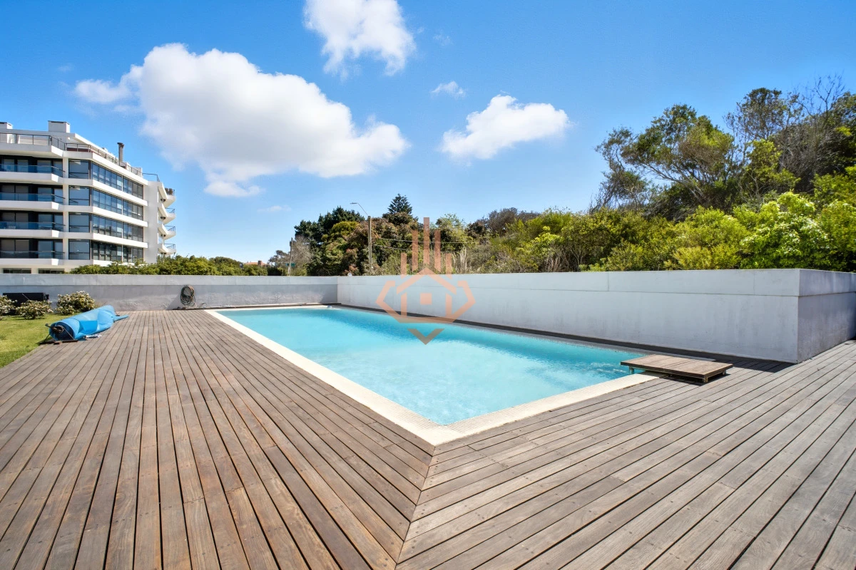 Espectacular Apartamento en Venta de 6 Dormitorios 6 Cocheras Increible Terraza con Piscina Privada