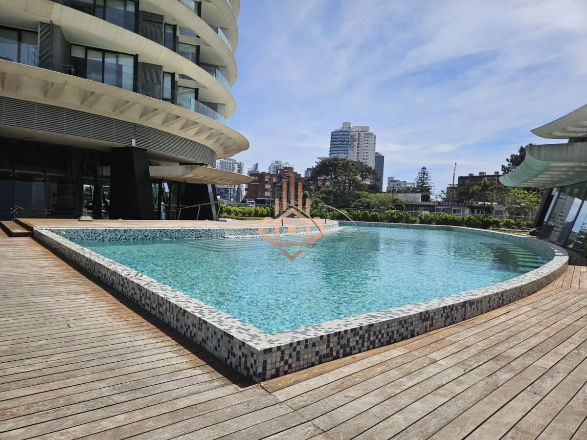 Se Vende Hermoso Departamento Piso 9 con 3 Dormitorios en Suite