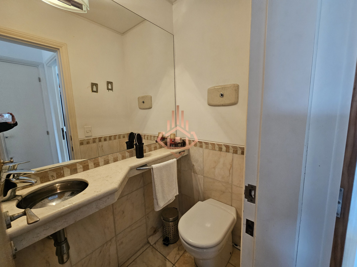 Se Alquila Espectacular Departamento Frente al Mar 4 Dormitorios Playa Brava Frente al Mar