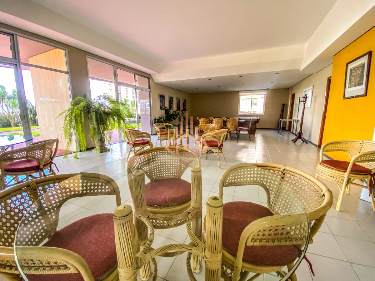 ¡Oportunidad única en Parada 3 de la Brava, Punta del Este! Apartamento 2 dormitorios y medio