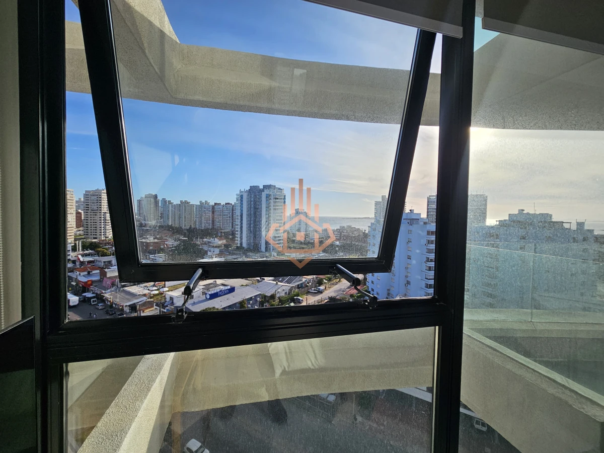 Se Vende Hermoso Departamento de 3 Dormitorios en Piso 10 Full Amenitis