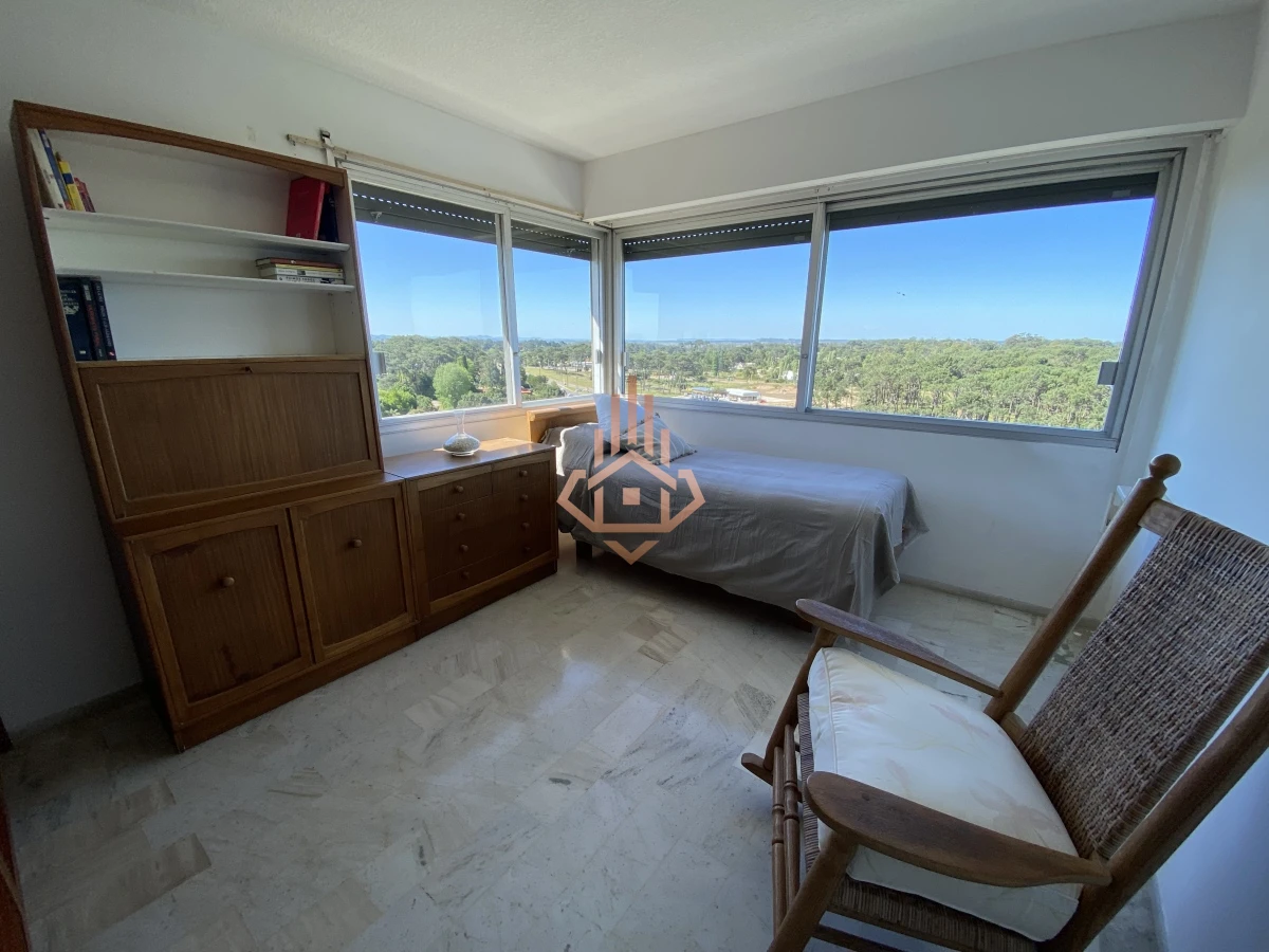 Venta Apartament 4 dormitorios,  Punta del este, Excelente ubicaciÃ³n.