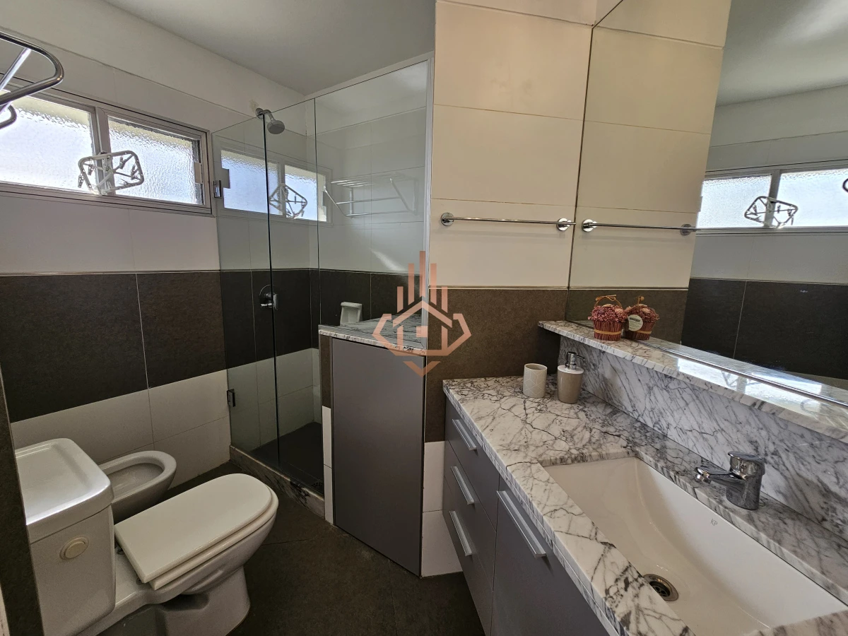 Penthouse en Roosevelt, Dos Cuartos, Dos Baños, 6 Personas, Psicina Cancha de Tenis