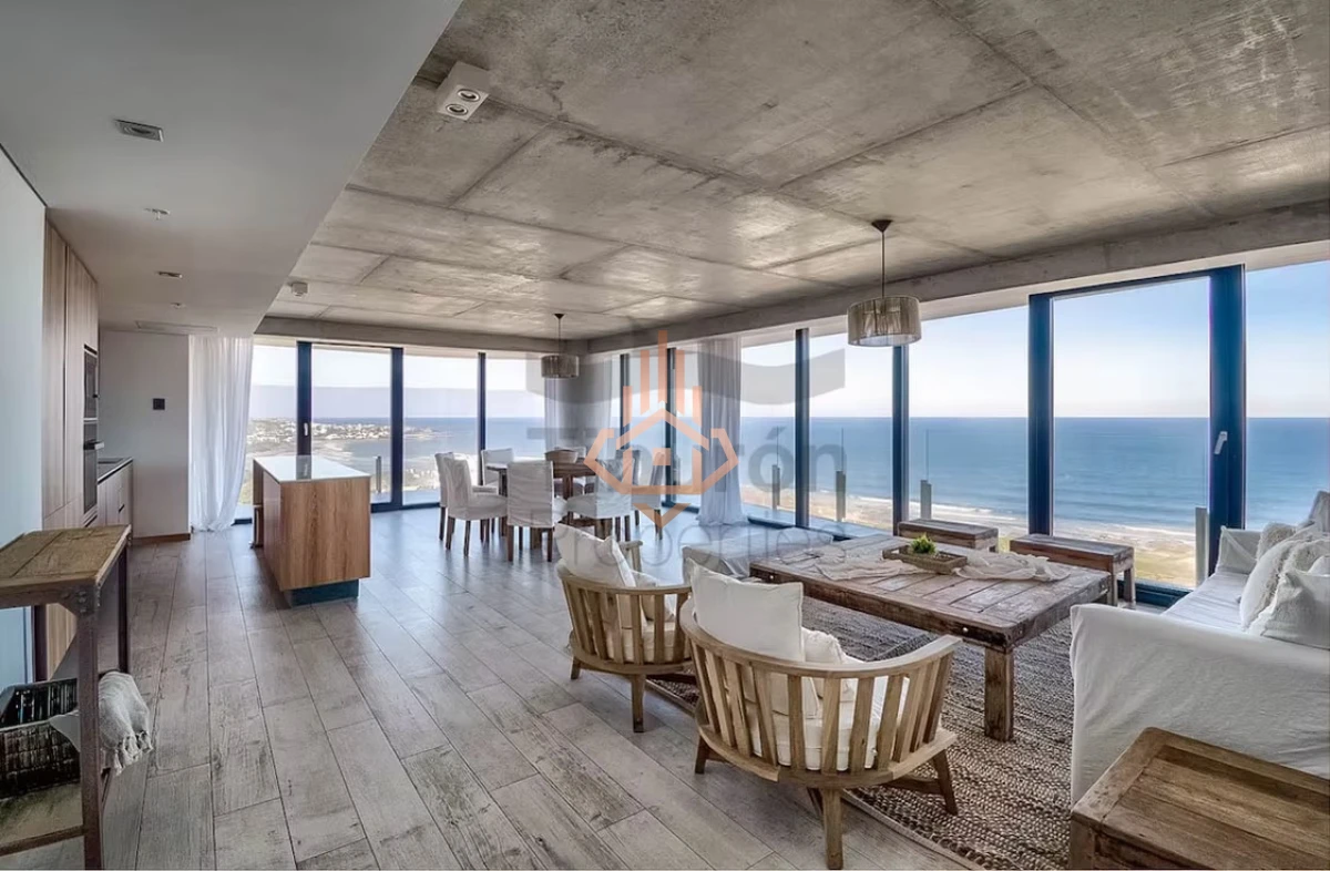 Edificio Surfside - Tip. 02