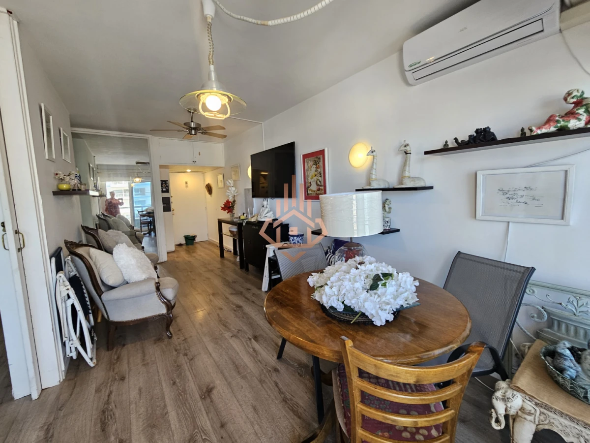 Se Vende Departamento de un Dormitorio con Vista al Mar Balcon en Peninsula