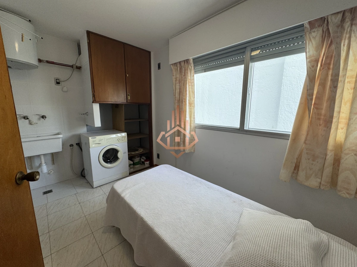Venta apartamento frente al Mar de 3 dormitorios.