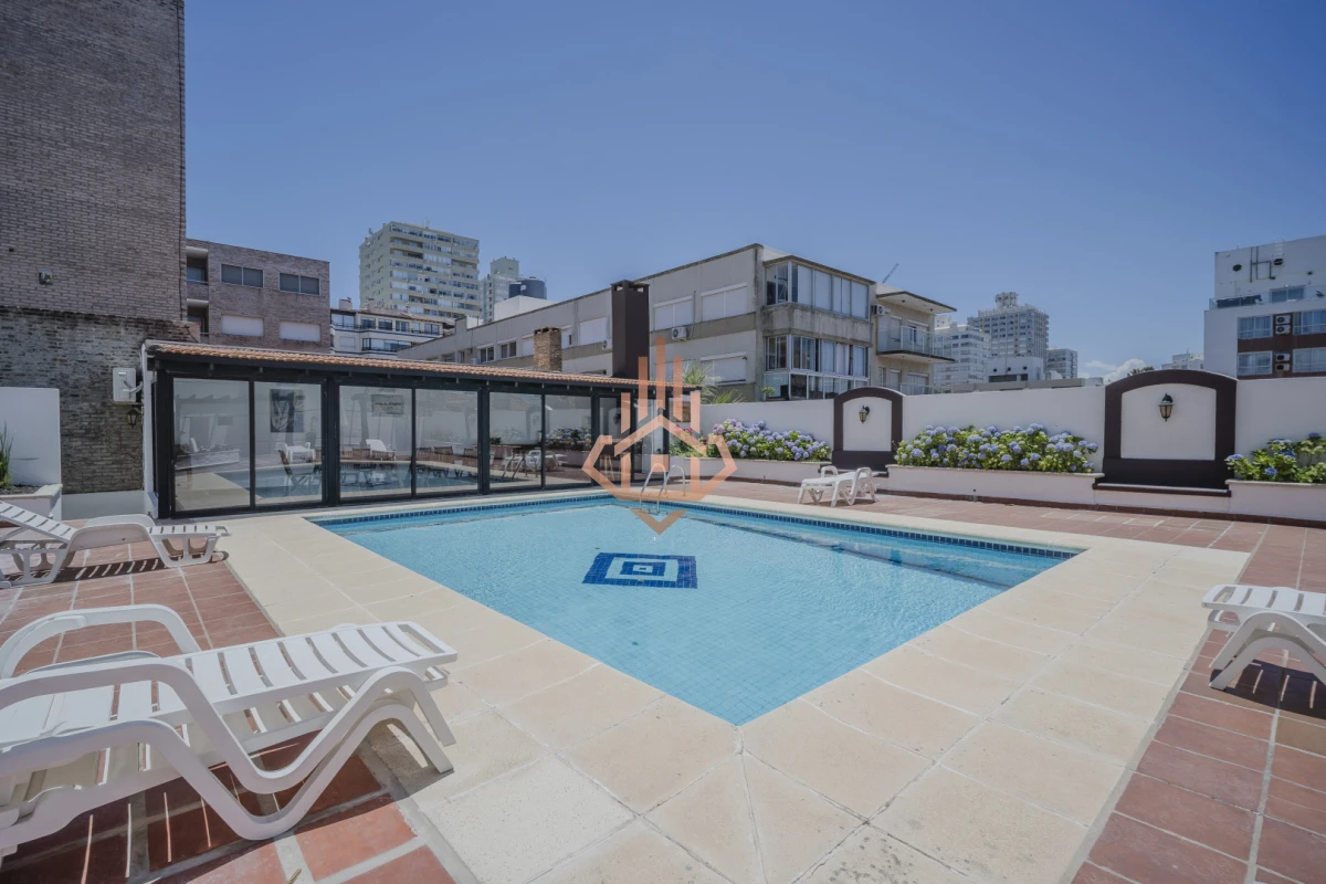 Venta Departamento 2 Dormitorios con Terraza Exclusiva y Vista al Mar - Península