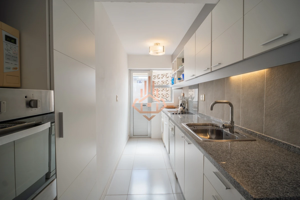 Apartamento en la Península - A pasos de Playa El Emir y Av. Gorlero