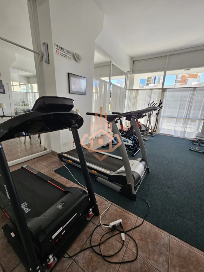 Se Vende Apartamento de un Dormitorio con Balcon en la Peninsula de Punta Dle Este